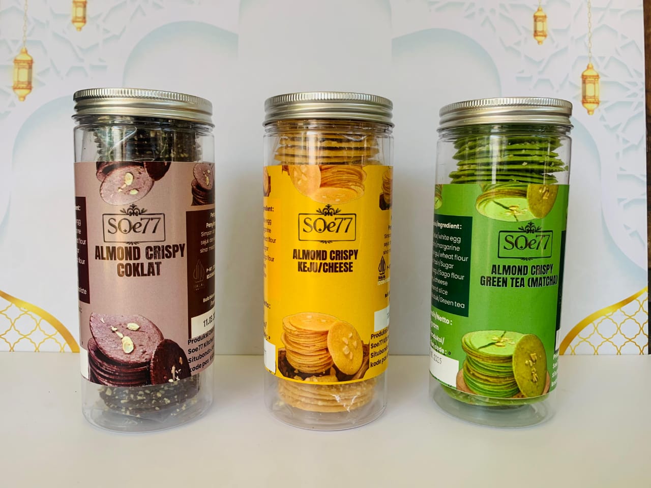 Almond Crispy dan Aneka kue kering